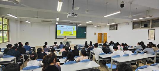 學思踐悟，踔厲篤行 21現代農業技術(鹽城)班與22現代農業技術(定制村干)4班聯合召開學風建設主題班會